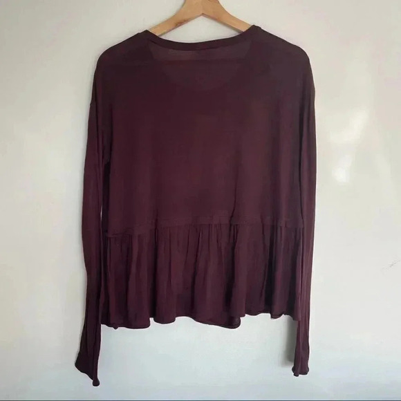 Aritzia | Wilfred Plumb/Wine Peplum Top - Picture 2 of 5